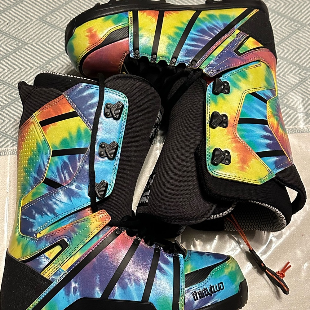 Thirty Two Lashed Winter 2013/2014 Tie Dye Snowboard Boots US size 11